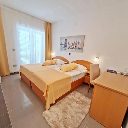 Hotel Sunce 3*