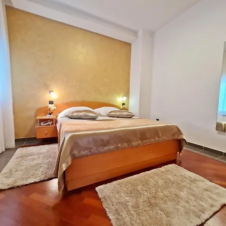 Sunce Hotell Podstrana