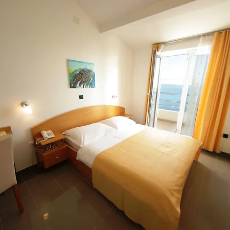 Hotell Sunce 3*