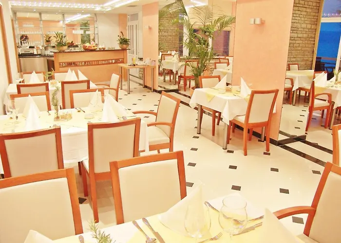 Hotel Sunce Podstrana