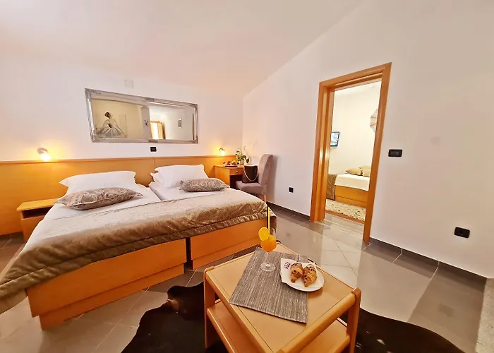 Ξενοδοχείο Sunce 3*